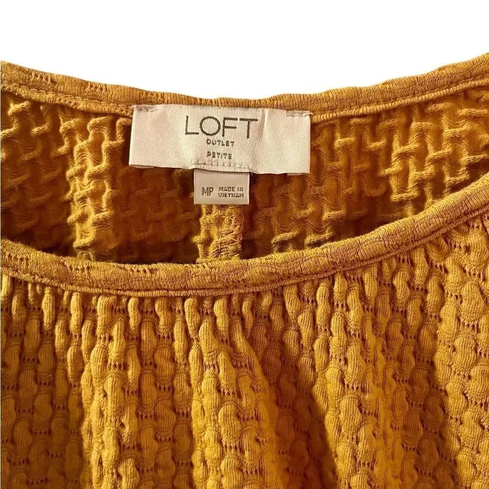 Loft Short Sleeve Top - Picture 2 of 5